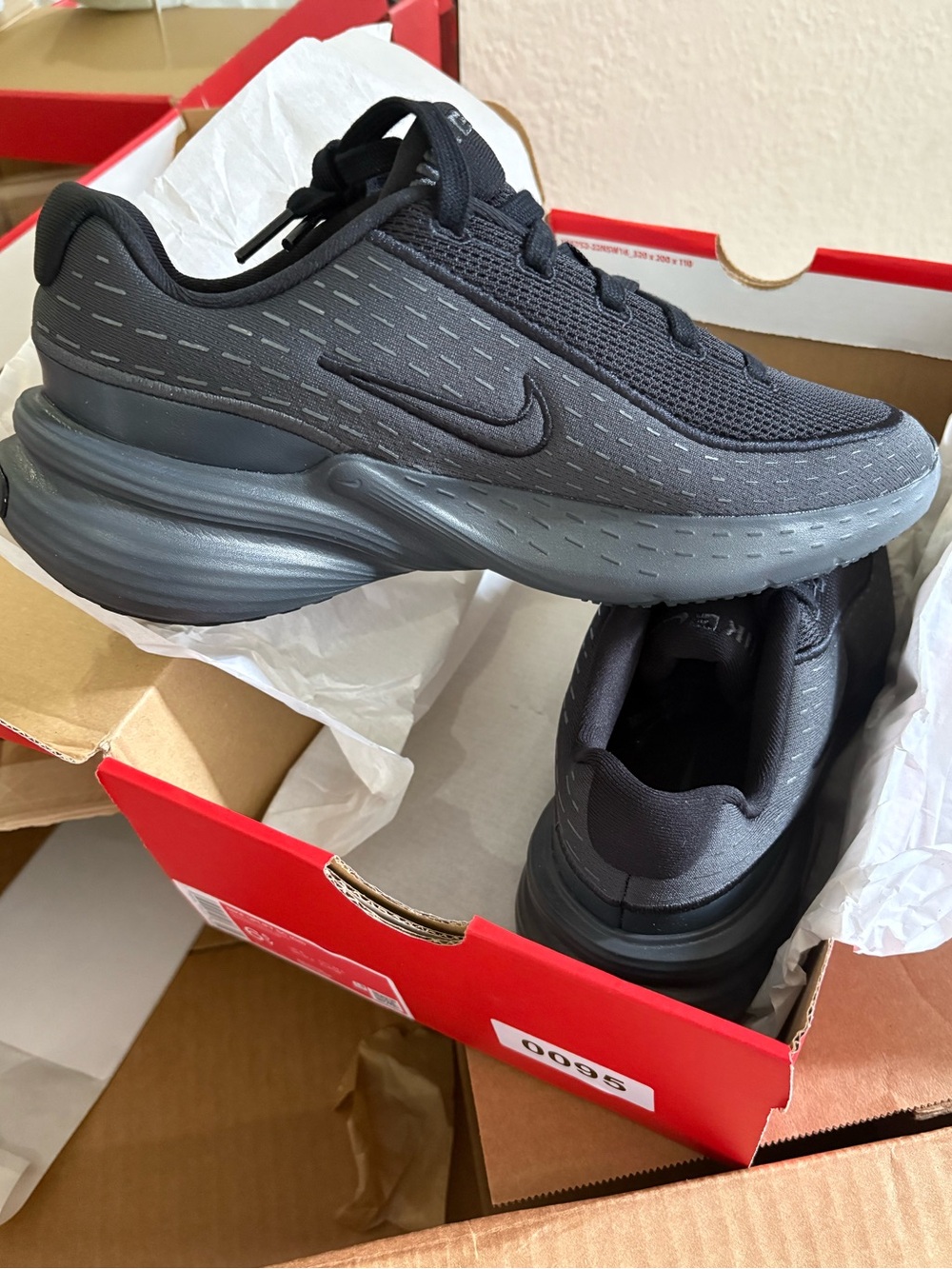 Nike Black/Gray Cushioning Running Sneakers